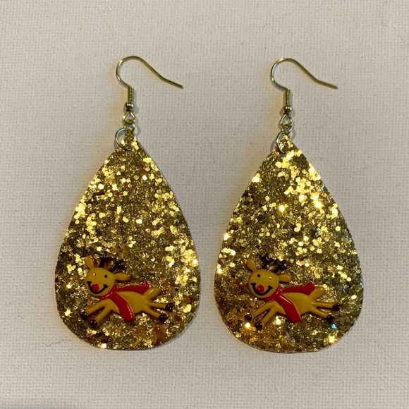 Christmas Gold glitter faux leather Reindeer earrings - Picture 2 of 7